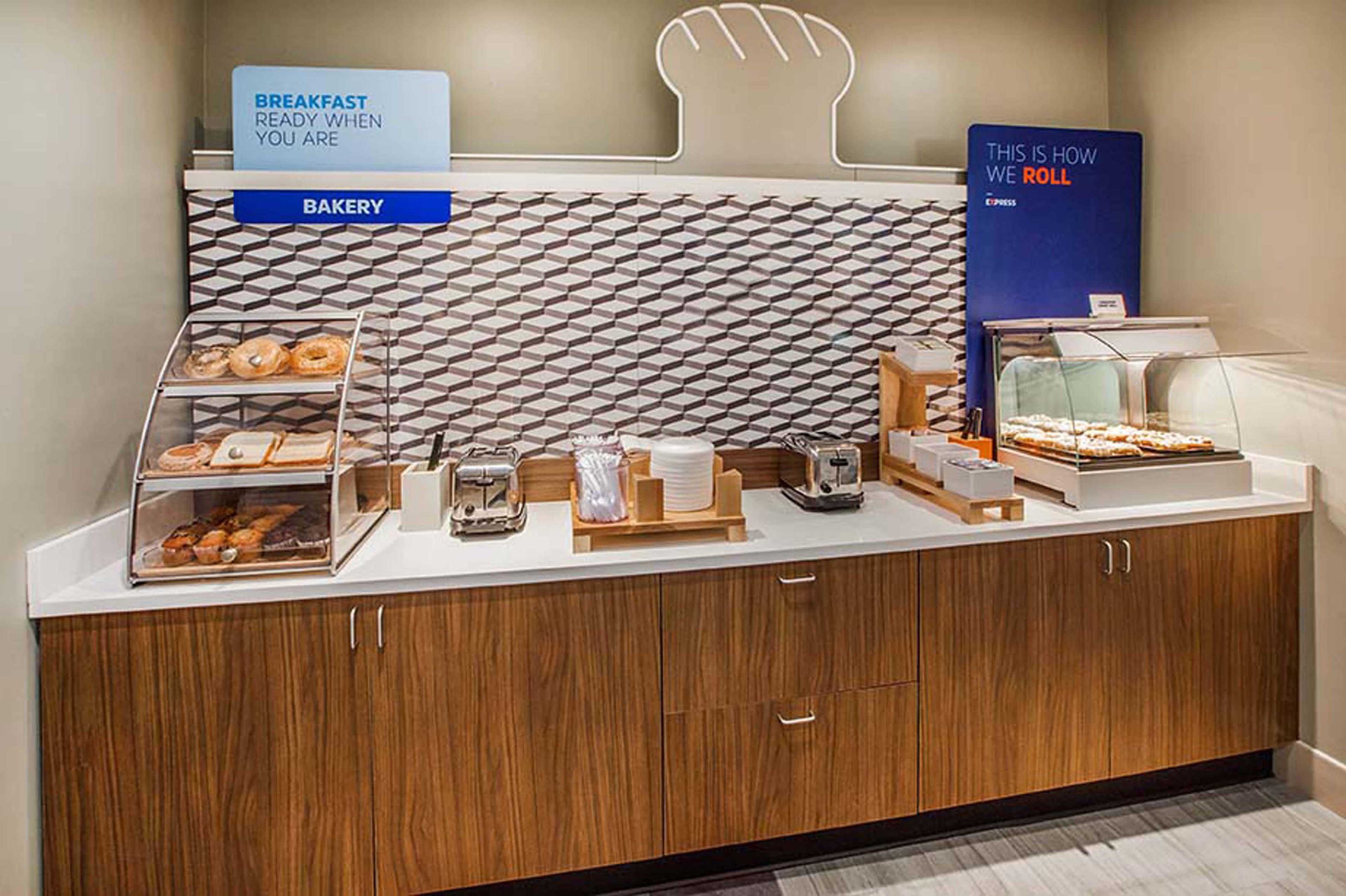 Holiday Inn Express Dryden By Ihg Εξωτερικό φωτογραφία